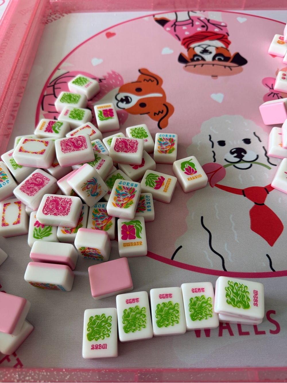 Pink Mahjong Set – Mat, Tiles, Cards, Racks - Picture 8 of 16
